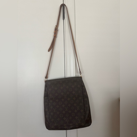 Louis Vuitton Handbags - Louis Vuitton Musette Salsa GM